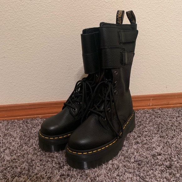 [Wm 9] DR DOC MARTENS JAGGER 10Eye Platform Milled Nappa Pebbled